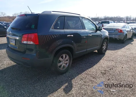 2011 Kia Sorento Lx z USA, uszkodzony, nr VIN 5XYKT3A17BG183032